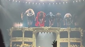 MAYHEM西雅图第一晚谢幕曲FASHION!