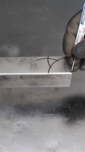 Simple trick for joining pipes at a 90-degree angle #metalwork #tricks #metal #fabrication #idea