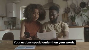 Money Talks: Essential Tips for Your Teen (From Allowance to Independence)