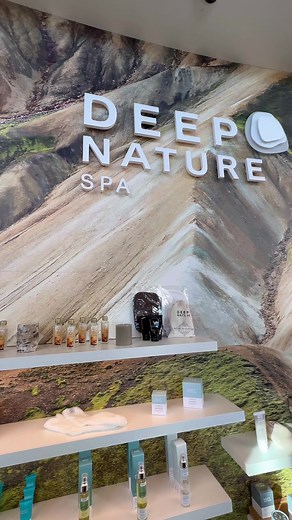 Wie dein Spa Day im Deep Nature Spa in unserem Park Les Trois Forêts aussehen könnte 🧖🏼‍♀️🌴🫧. #CenterParcs #DeepNature #Spa #Relax #Ferien #Ferienpark #Schwimmbad #Sauna #Jacuzzi #Winter | Center Parcs Deutschland