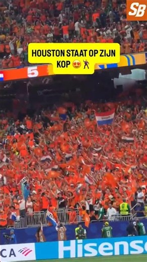 🔥 Even During the Match Dutch Fans Went LEFT⬅️ RIGHT➡️! 🇳🇱🤯 #worldcup #dutchfans #oranje #orangearmy