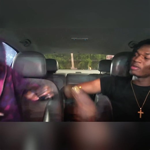 #KISSING MY BESTFRIEND AFTER AN ARGUMENT… 💔