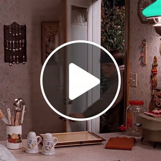 😅😅 - NewsBreak