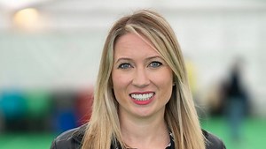 Astrophysicist Sarah Cruddas: 'Mathematically We're Probably Not Alone in the Universe'