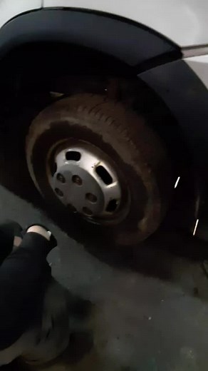 How to Remove a Vehicle Wheel Cover Effectively