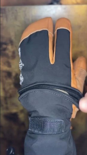 BEST GLOVES! #ski #snowboard #snowboarding #skiing