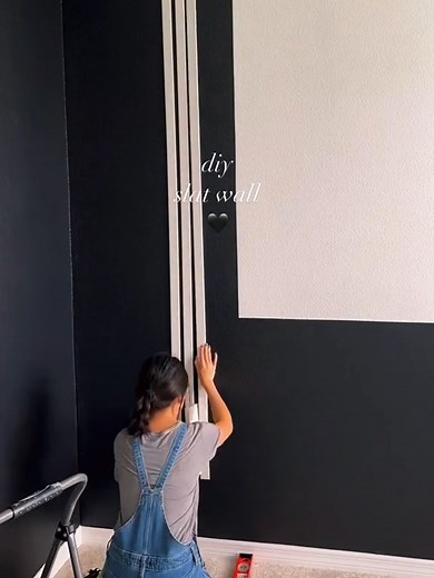 Slat wall. #diy #slatwall #decoration #decor #fy #women #design #diyproject #renovation #home #foryou #homeideas