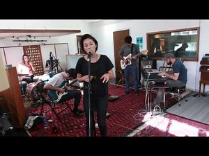 Paris - Chainsmokers - FUNK REMIX feat. Kina Grannis!