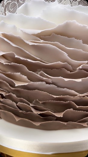 1.8K views · 72 reactions | Have you checked out the latest Saracino Magazine edition? You’ll find 12 wedding cake tutorials including my design which shows you how to create these gorgeous ruffles (brand new style!) Head over to Saracinos website or go and check their page @saracinodolci which has all the details where you can download the magazine for FREE! #cakeruffles #mocharuffles #cakesbycarol #weddingcakescambridgeshire #peterboroughweddingscakes | Cakes By Carol | Facebook