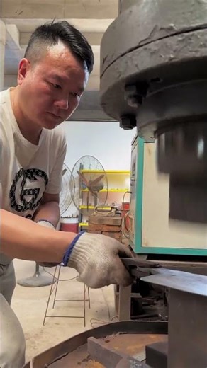 Handmade Knife Forging ASMR — Sparks, Steel, and Satisfaction!