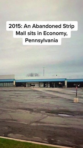 Exploring the Abandoned Strip Mall in Economy, Pennsylvania