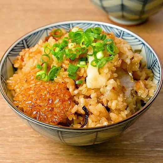 たたいて炊飯器に入れる！ 長芋のとろろ炊き込みご飯のレシピ動画・作り方 | デリッシュキッチン