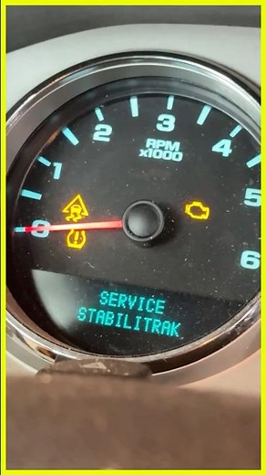 Service Stabilitrak? Check Your Brake Fluid First! (Silverado/Sierra) #silverado #gmt900 #sierra