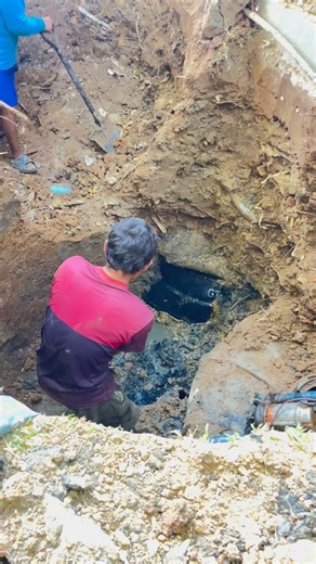 Koii on Instagram: "#ท่อตันเชียงใหม่ #รับแก้ไขท่อตันส้วมตันเชียงใหม่"