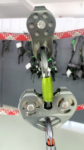 XINDA on Instagram: "Use a heart-shaped pulley to create a 4:1 labor-saving system #ropeaccess #pulley #outdoorequipment #xinda"