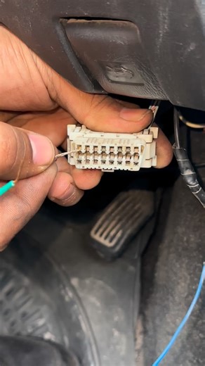 Alsharifauto on Instagram: "All Toyota Cars Reset Trick #alsharifauto #fyp #reset toyota"