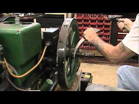 Gib key removal from engine crankshaft.