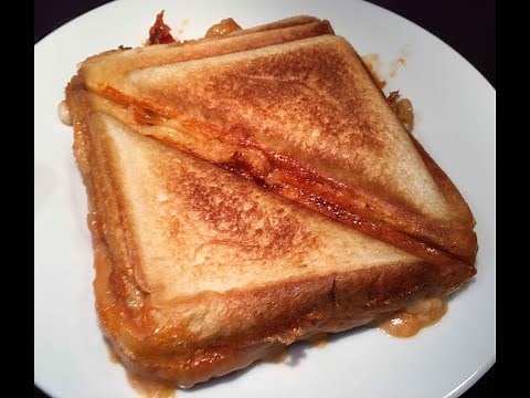 Cheese and Baked Bean Toasted Sandwich (Recipe)