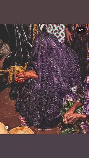 Marriage is a part of life, and for many is an anticipated event. Throughout life in any role we play, sister, daughter, niece, wife, mother, friend, etc it comes with a set of expectations. In marriage it’s the same, however whether those expectations are fair, and/or attainable is a different subject. Let’s discuss, what are some standards around marriage in your culture, are they attainable? #africanfemininity #marriage #maritalstandard Follow @timas_femininity on Instagram for exclusive cont