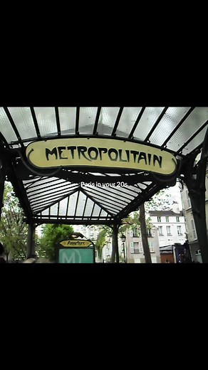 Your Essential Guide to Living in Paris in Your 20s