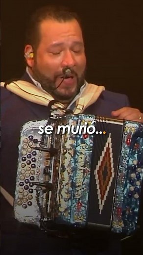 Un dueto para la historia con Bobby Pulido. ¿De qué otro dueto se acuerdan, raza? #GrupoPesado