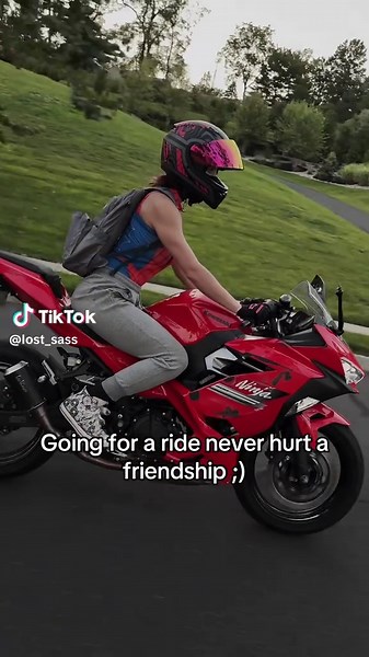 Riding Together: Strengthening Friendships Through Motorcycling