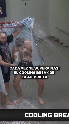 así toma agua la Agusneta??#davooxeneize #lacobraaa #412 #argentina | Mc Davo
