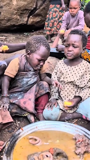 Love & Survival in the W#Humanity#LoveAndSurvival#PrimitiveLife#TribalLifeild
