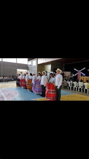 Danzas Celebran Día del Idioma Español