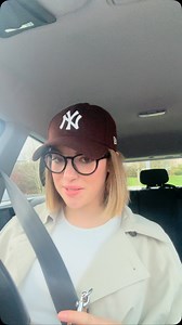 What’s in my bag… #christmas | Allie Sherlock