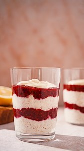 323 reactions · 71 shares | CITRININĖ „NAKTINĖ“ AVIŽINĖ KOŠĖ SU ŠALDYTOMIS UOGOMIS  Tokias košes galima pasiruošti iš vakaro, o ryte mėgautis gardžiais ir maistingais pusryčiais be jokio papildomo vargo ir skubėjimo, pavyksta gaivi ir kreminė, o uogų sluoksnis tobulai viską subalansuoja.  Receptas komentare esančioje nuorodoje. | LaMaistas.lt | Facebook