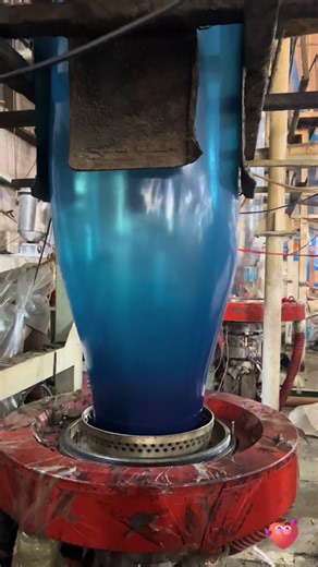 Check out the silage bags produced in our workshop; they are highly resilient, puncture-resistant, and can bear heavy loads without tearing. #HighStrthSilageBags #LivestockFarmingTips