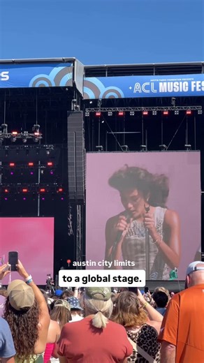 Poonam | Austin, TX Content Specialist on Instagram: "You did that @oliviadeano! 👏 It’s been a really (like really) long time since I’ve discovered an artist that moves me, in the way that the soulful artists I grew up listening to did. So glad I captured this @aclfestival moment to show the transition in her journey so far! 2022 🎥: @emiglia.vocalist ACL 🎥: me 🙃 #oliviadean #grammywinner #livemusic #austintexas"