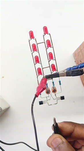 This project for beginner!#Electronics #TransistorCircui #DIYProjects #LearnElectronics