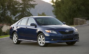 2008 Toyota Camry and Camry Hybrid