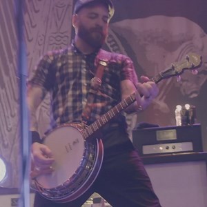 Celebrate St. Patrick’s Day with us from home this weekend! ☘️ Stream Shamrock Rebellion LIVE from Las Vegas featuring performances by #FloggingMolly and Frank Turner and The Sleeping Souls. Get tickets and details here: veeps.events/flogging-molly | Flogging Molly