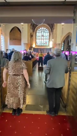 What a fabulous day today! 🙏🏻 2 iSingPOP concerts with all children from Oldswinford Primary school from year 1 up. Revd John & Revd Claire have loved it 😍 | St Mary's Church Oldswinford