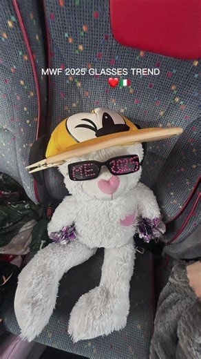 MWF GLASSES TREND 🫶🏻 @Scarlet Knurów❤️ @Miraż_Wronki🩰 @MAŻORETKI LESZNO @mażoretki_seniorita @Charmsy🎀🩷 @Fenix #MWF#copacabana#italy#fyp #mażoretki#trend