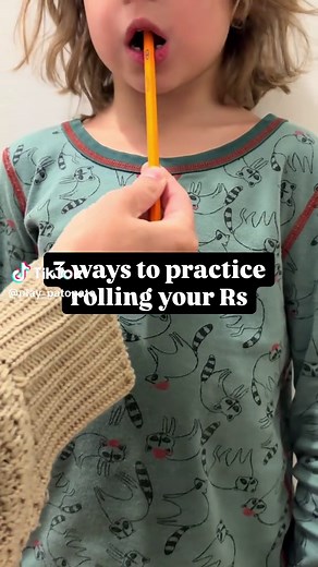 Practice rolling your Rs with these easy exercises. #thrillingr #rollingrs #bilingualproblems #bilingualkids