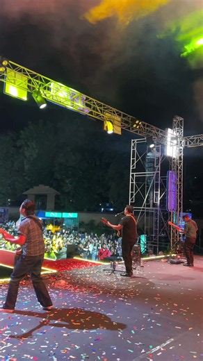 The EDGE Band Live in Butwal: Thachaina Performance | Rewind Fest