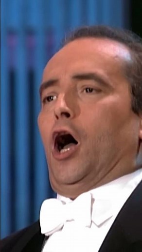 José Carreras 🎵 "With a Song in My Heart" 💐 #music #classicalmusic #pavarotti