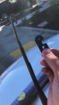 Wiper blade installation CT200h Lexus