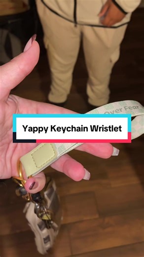 They just got their license — this was the perfect gift idea 🙏💖 #wristletkeychain #wristlet #giftideasforfriends #christianteen #tiktokshopholidayhaul