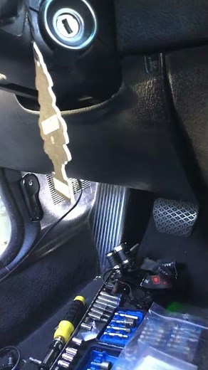 1999 e36 BMW M3 OBD II outlet location