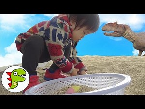 恐竜さんのタマゴ探しをしたよ❤おでかけ ラグナシア 恐竜 滑り台 遊具Toy Kids トイキッズ