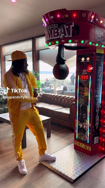 Nouvelle musique à découvrir : Attention à ton bec