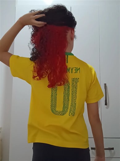 Transform Your Hair with Peekaboo Highlights