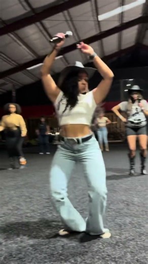 She’s Got That Vibe Line Dance ✨