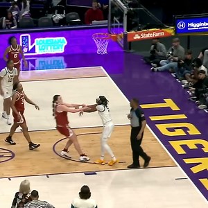 Things got chippy between Oklahoma-LSU 😳 Both Liz Scott and Sa'Myah Smith were ejected and will miss their next game. | espnW