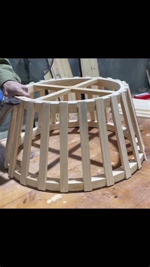 Making of Rounded coffee table Wooden work Wooden table Coffee table Centre table #reelsfbシ #fbreelsfypシ゚ #HomeDecor #livingroomdecor #woodworking #table #CoffeeTable | Unique Decor Ideas